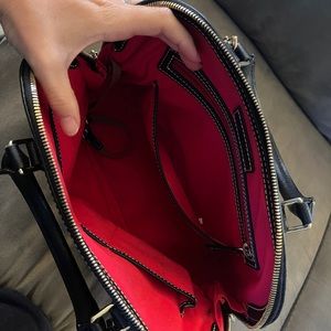Black Dooney & Bourke purse